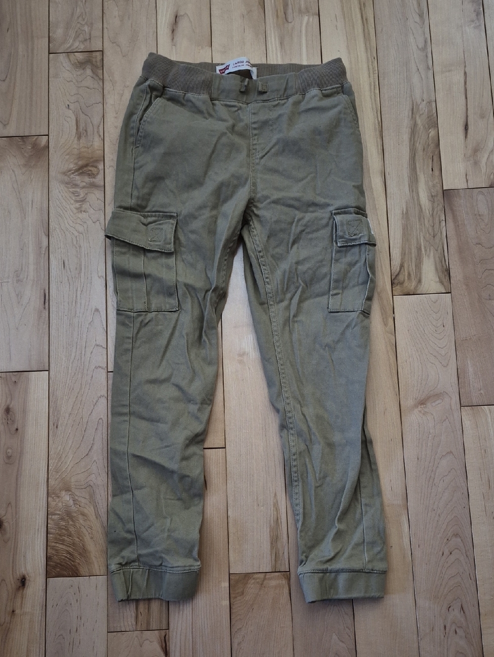 Boys Size 7/8 Levi's Beige Cargo Jogger Pants